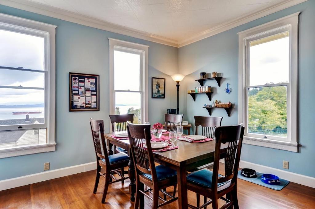 Astoria Painted Lady Historic Apt With River View! Exterior photo