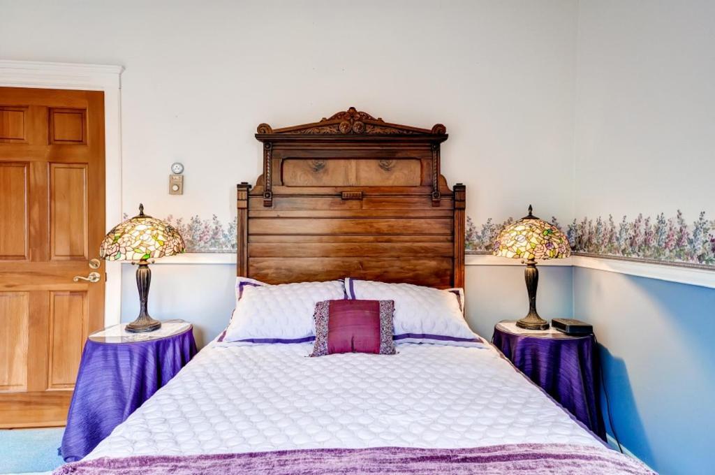 Astoria Painted Lady Historic Apt With River View! Exterior photo